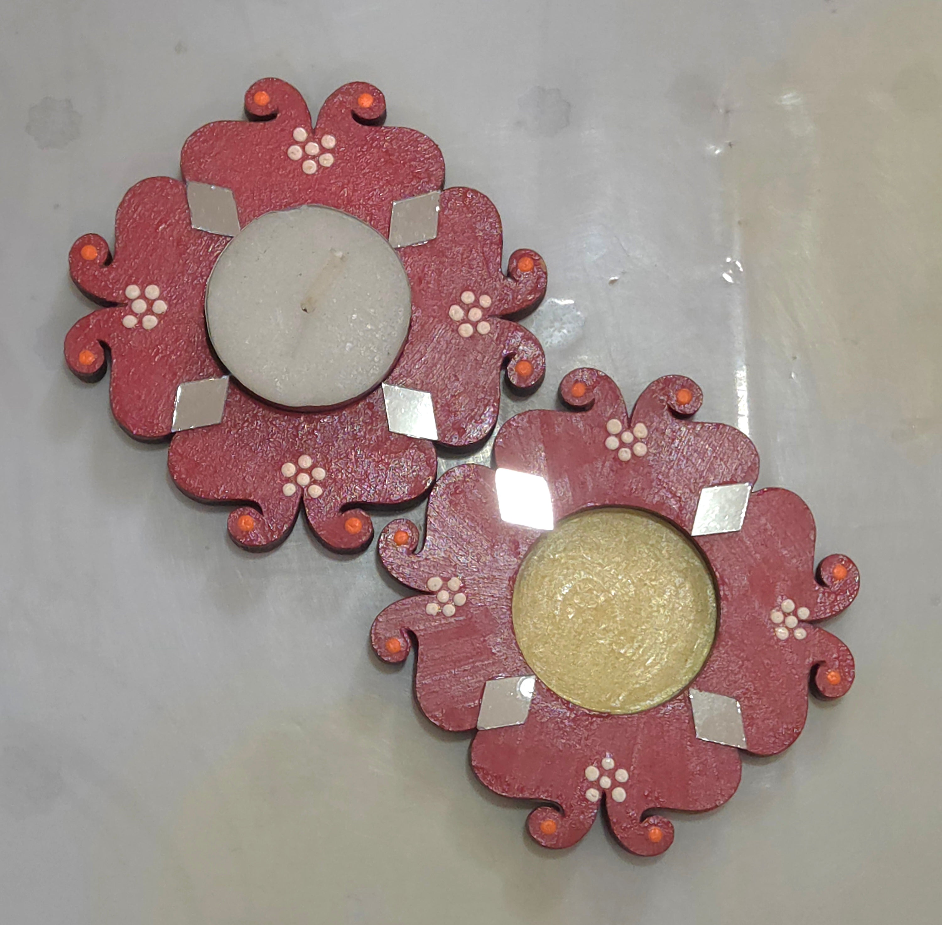 Designer mirror tealight holder