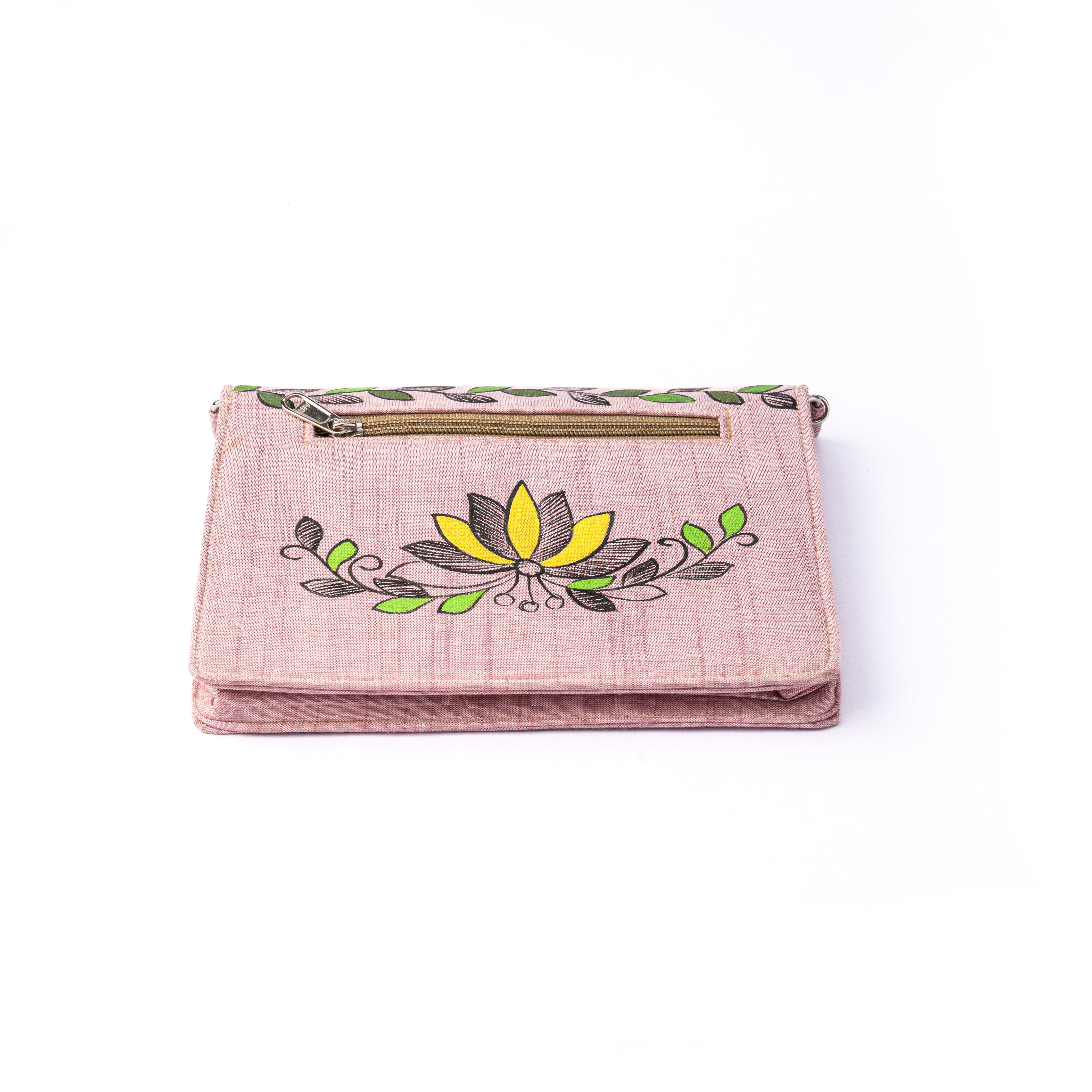 Lady face madhubani V Flap sling (Pink)