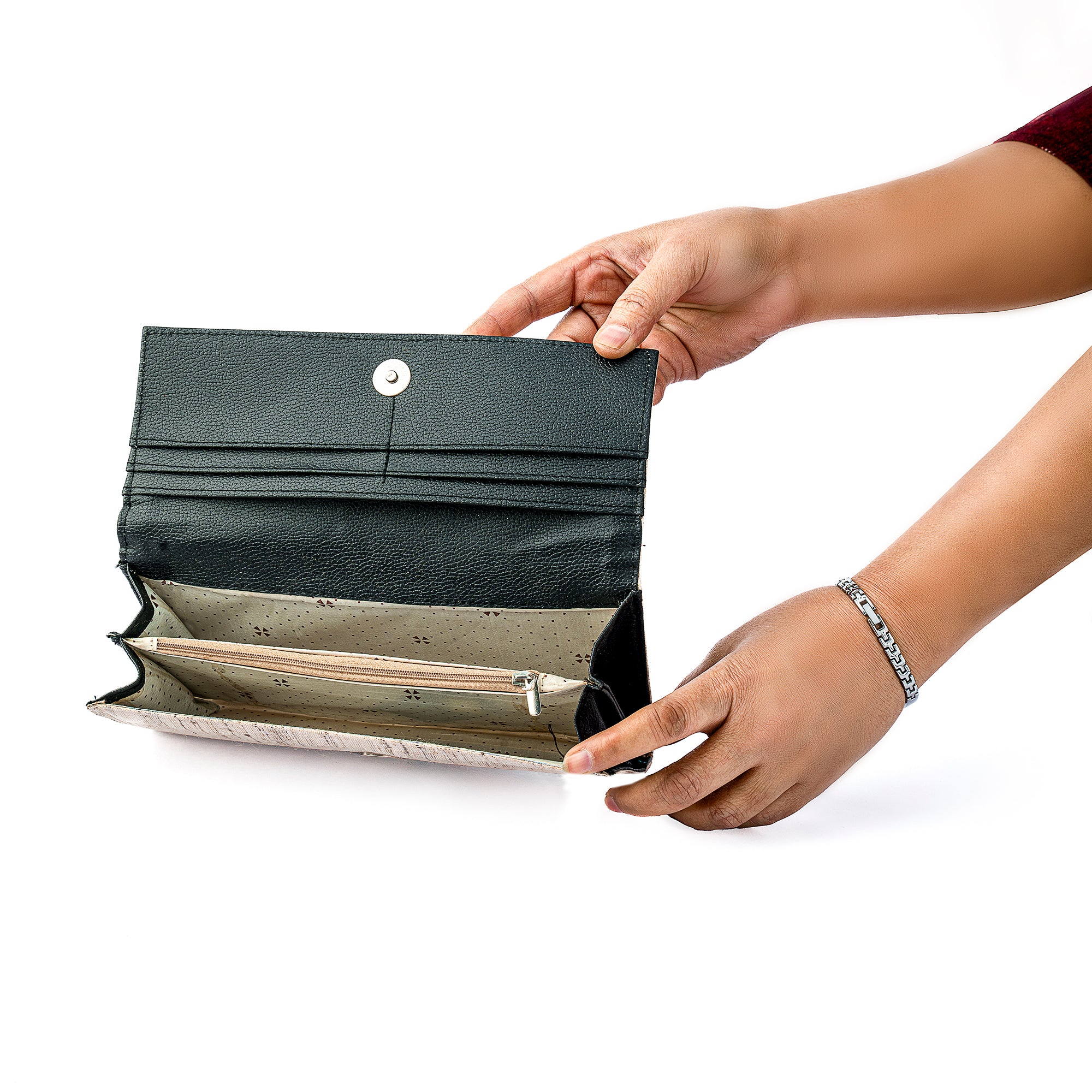 Madhubani horizontal clutch (Four birds)